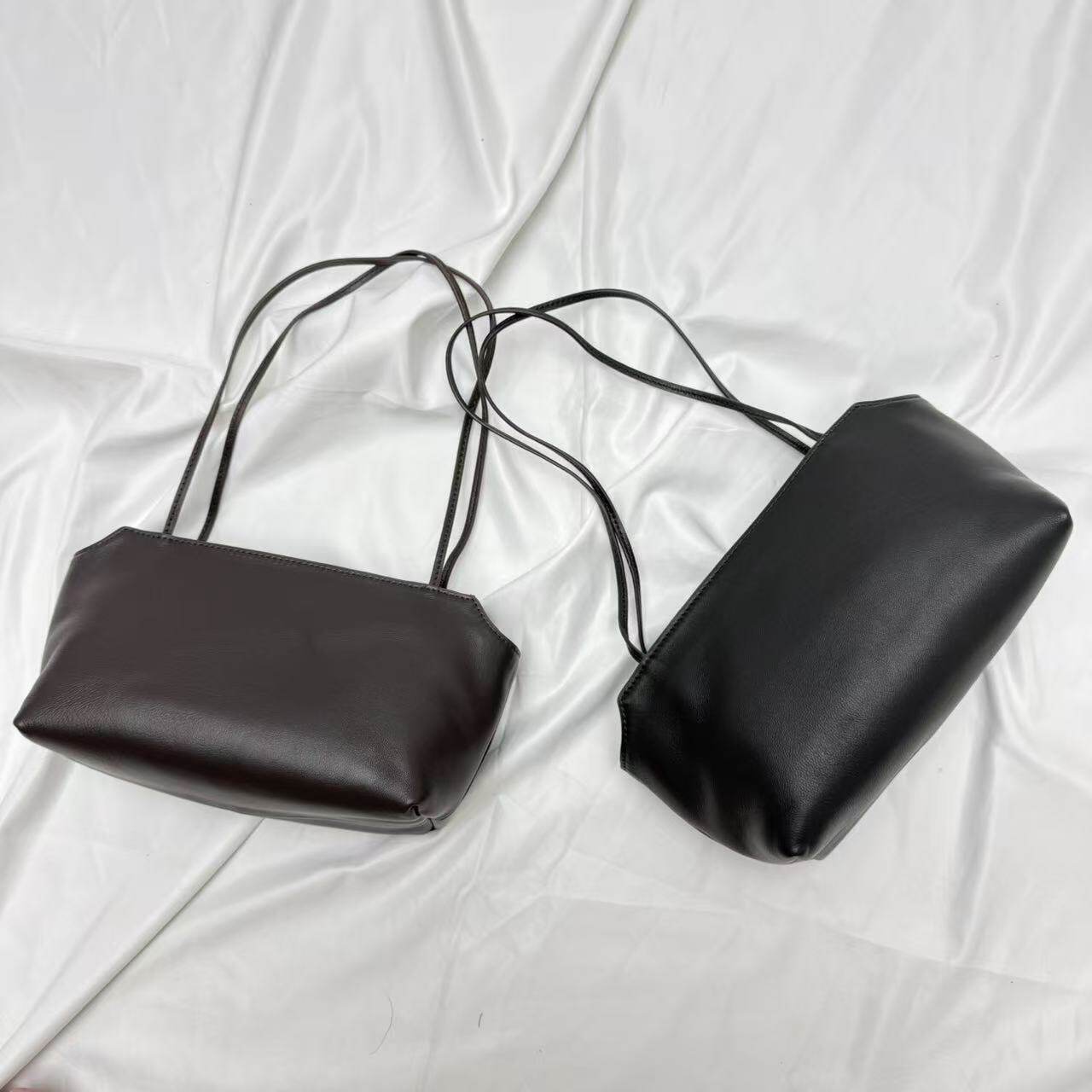 Terrasse ToGo Underarm Bag, Sh - Interior Design Minimalist review and price