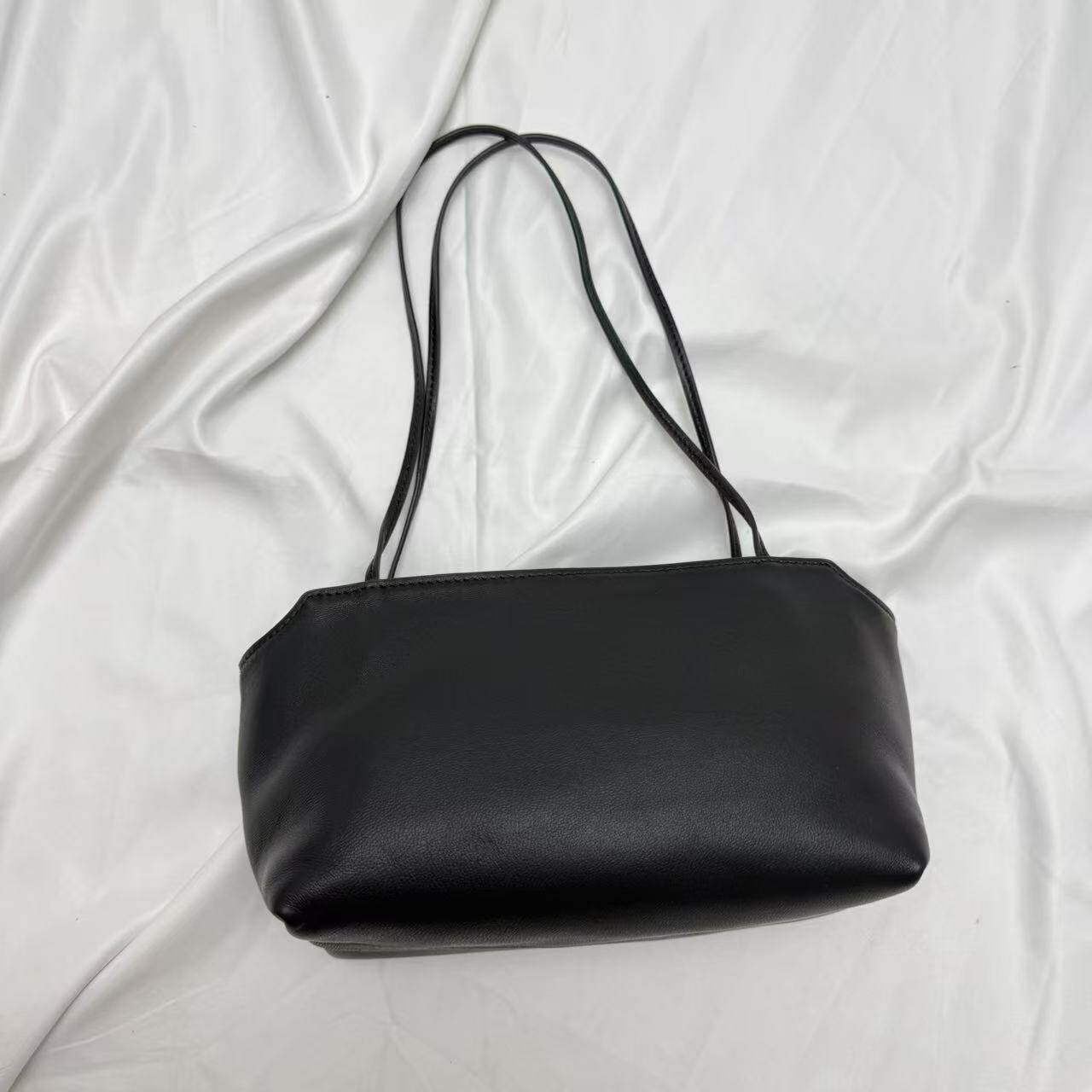 Terrasse ToGo Underarm Bag, Sh - Interior Design Minimalist review and price